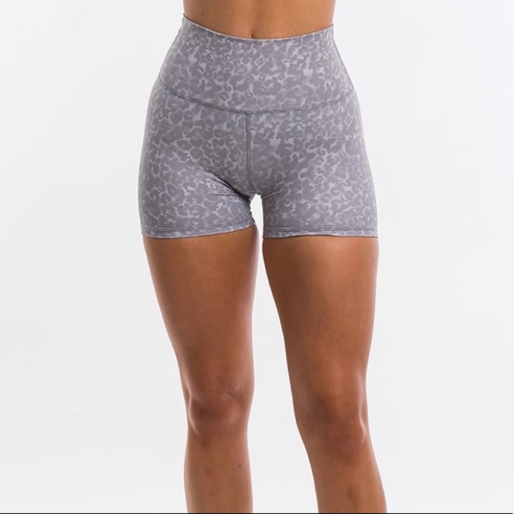 Echt Wild Scrunch Shorts - Grey